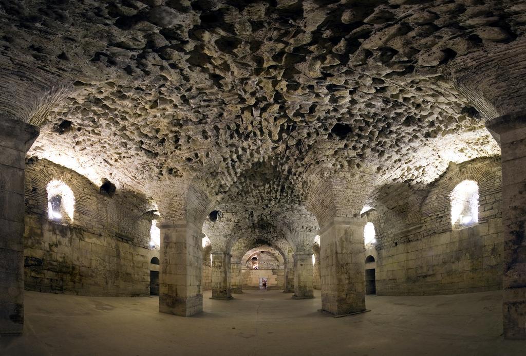 Royal Antique Apartment Σπλιτ Εξωτερικό φωτογραφία