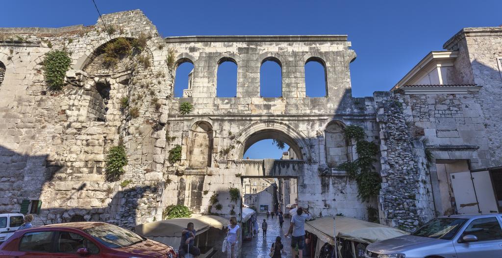 Royal Antique Apartment Σπλιτ Εξωτερικό φωτογραφία