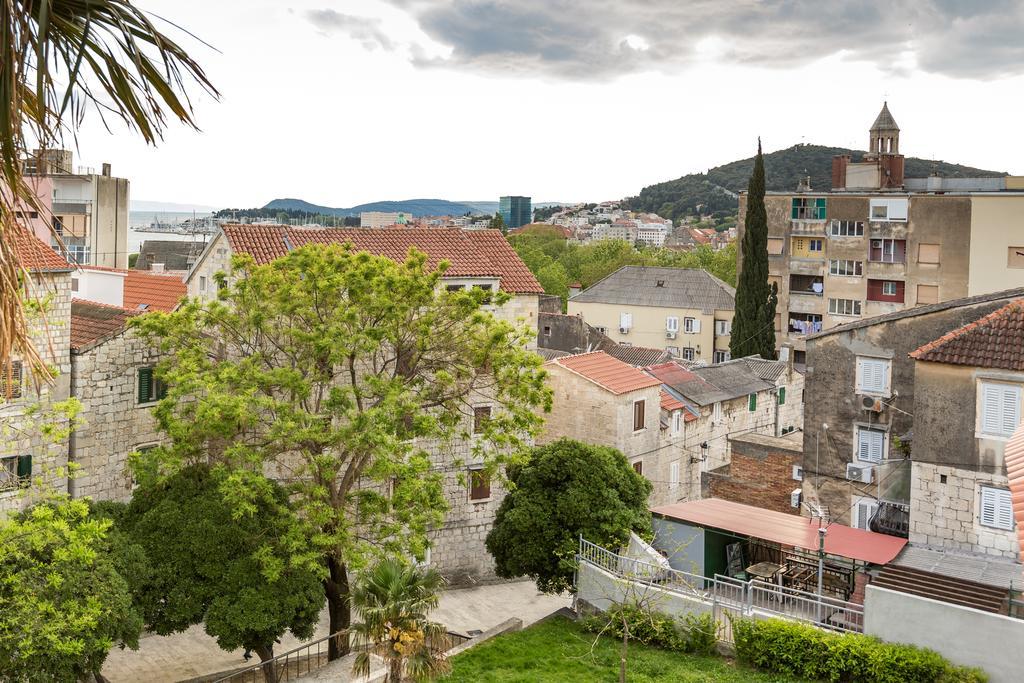 Royal Antique Apartment Σπλιτ Εξωτερικό φωτογραφία