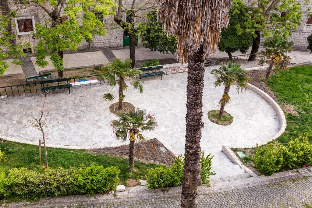 Royal Antique Apartment Σπλιτ Εξωτερικό φωτογραφία