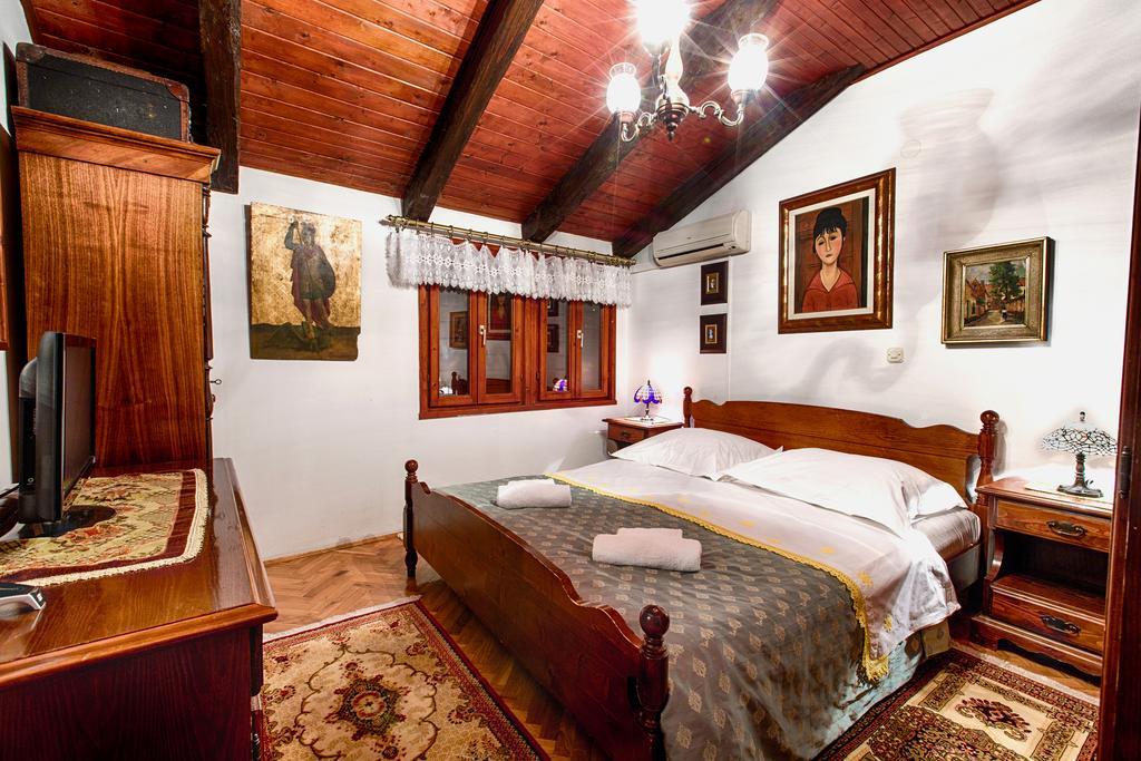 Royal Antique Apartment Σπλιτ Εξωτερικό φωτογραφία